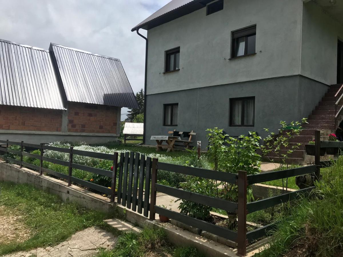 Underwoods Zabljak Guesthouse Eksteriør bilde