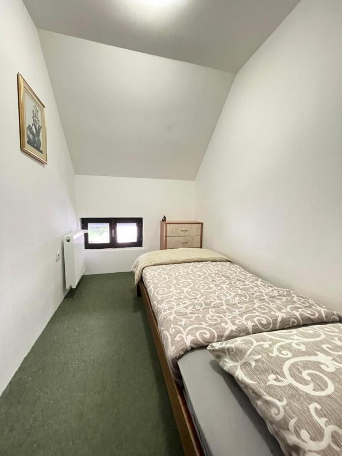 Underwoods Zabljak Guesthouse Eksteriør bilde